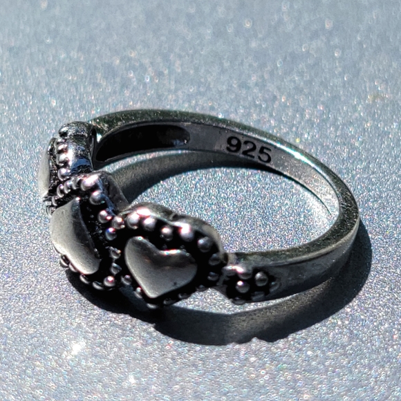 Heart ring promise ring - Picture 1 of 5